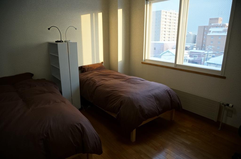 Otaru Ekimae Guest House Ito Zimmer foto
